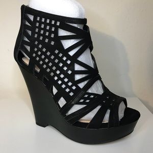 Gianni Bini Pallina Cutout Wedges